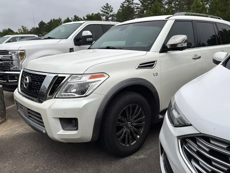 2018 Nissan Armada Platinum photo 1