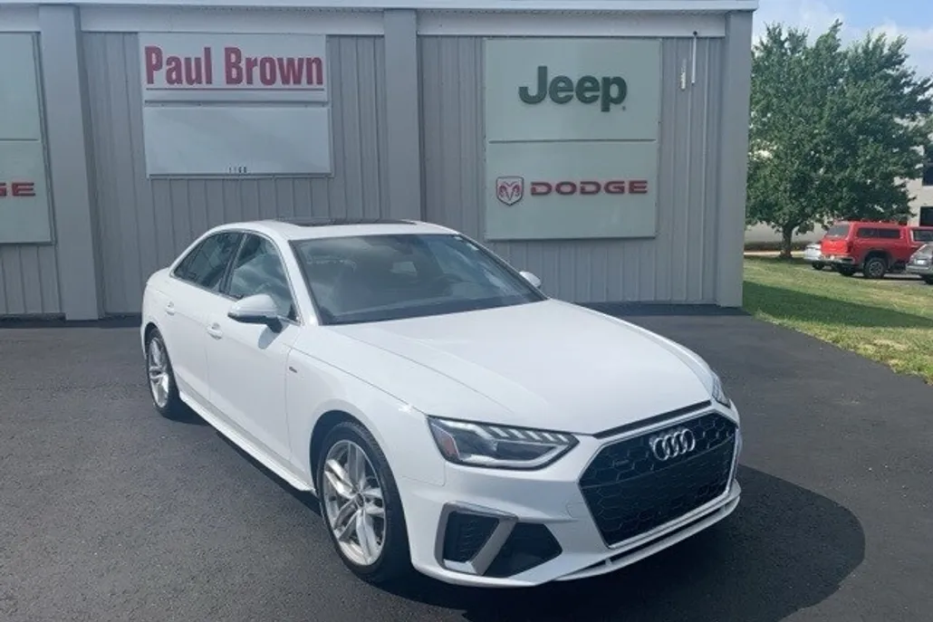 2024 Audi A4 45 S line Premium photo 1