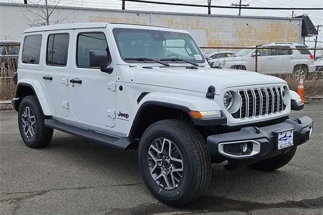 2025 Jeep Wrangler Sahara photo 1