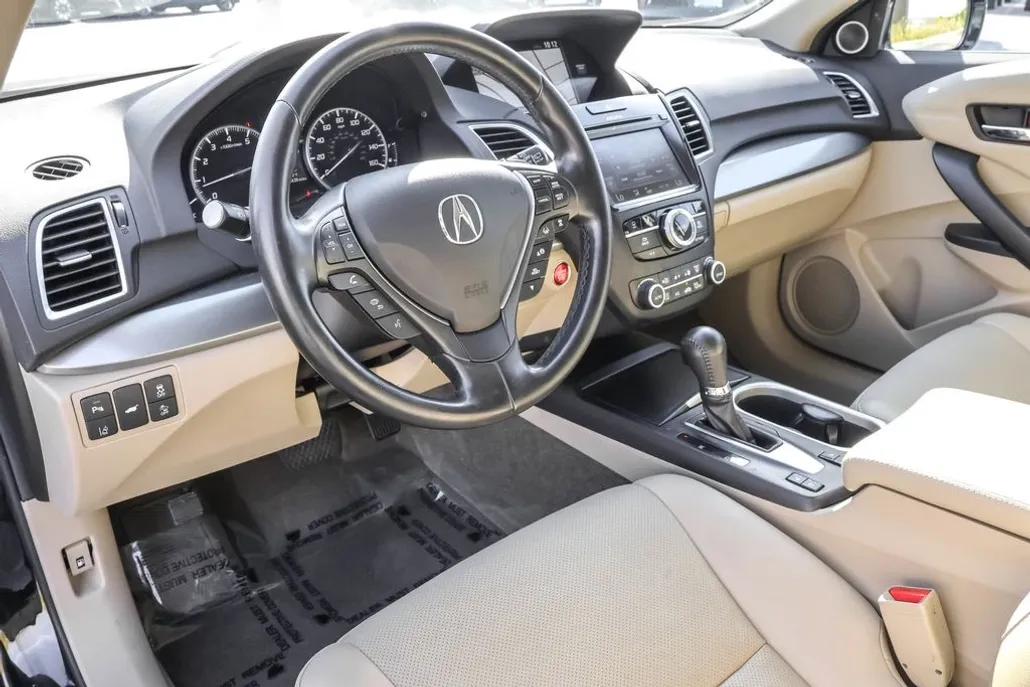 2018 Acura RDX Advance photo 1