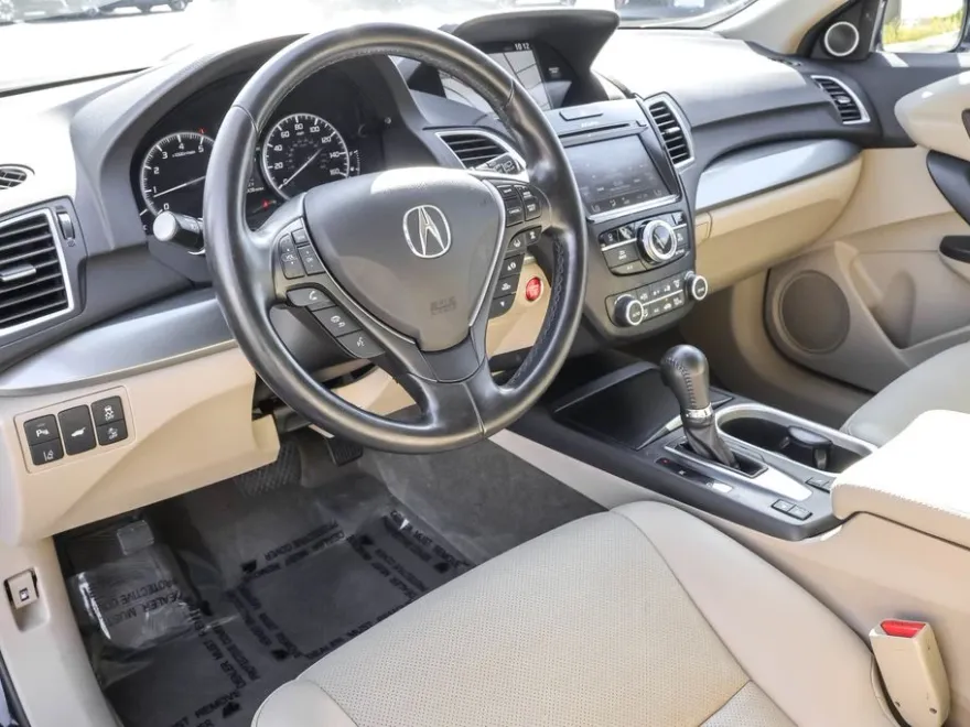 2018 Acura RDX Advance photo 1