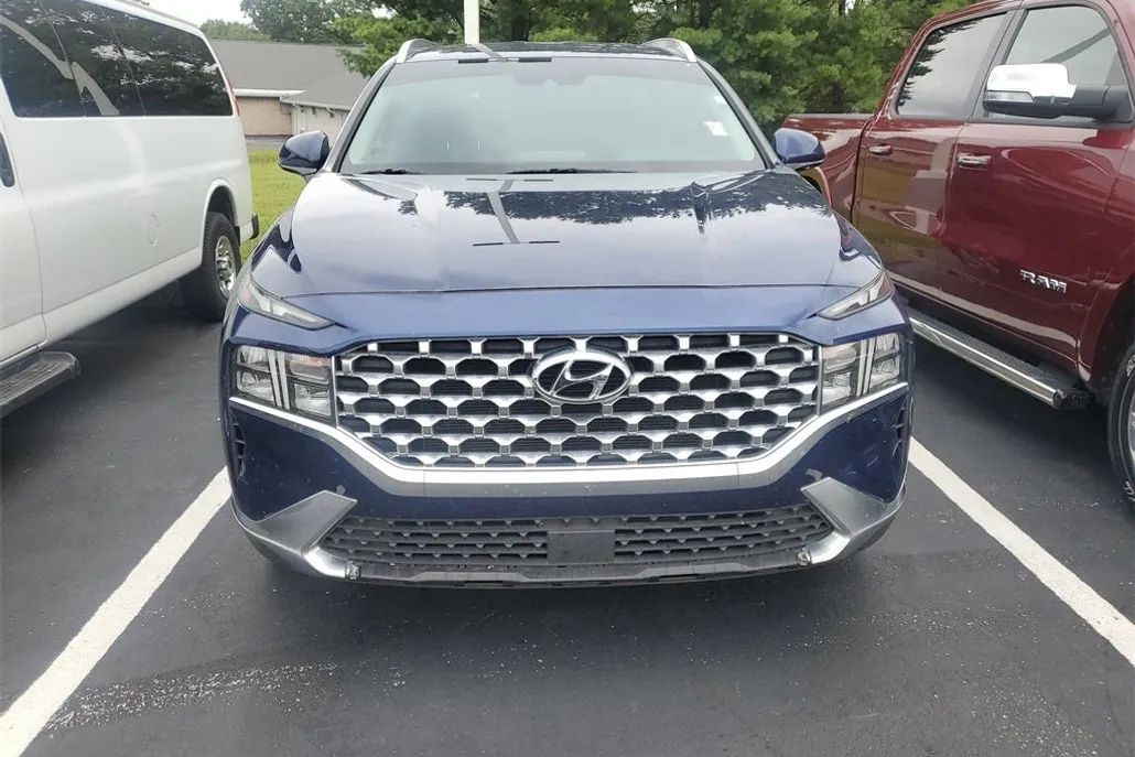 2022 Hyundai Santa Fe SEL photo 1