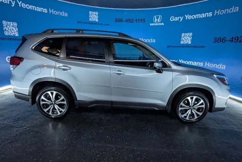 2020 Subaru Forester Limited photo 1