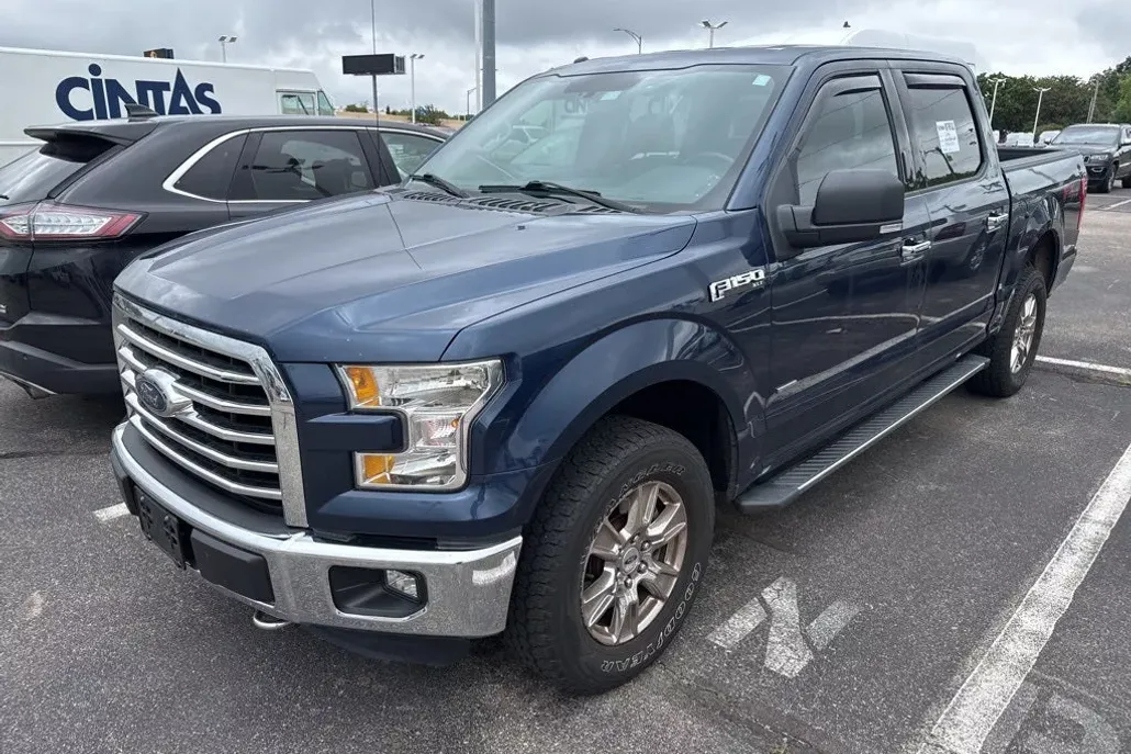 2015 Ford F-150 XLT photo 1