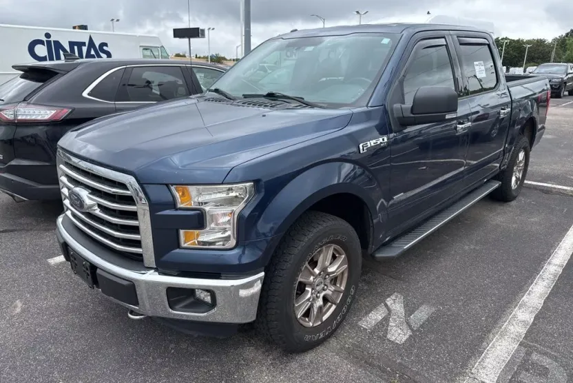 2015 Ford F-150 XLT photo 1