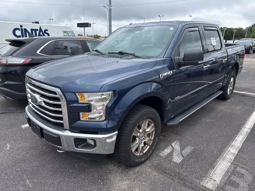 2015 Ford F-150 XLT photo 1