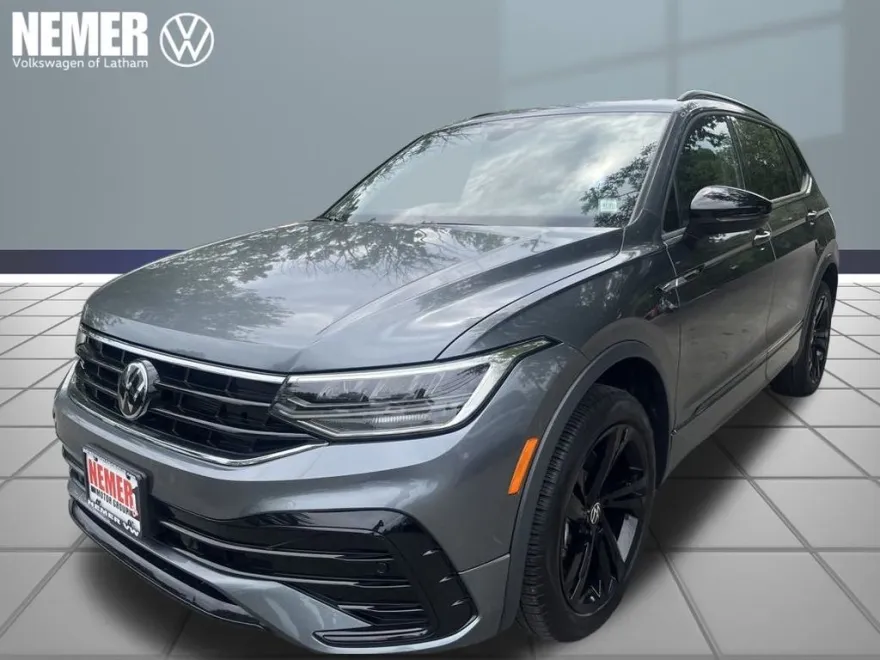 2024 Volkswagen Tiguan SE R-Line Black photo 1