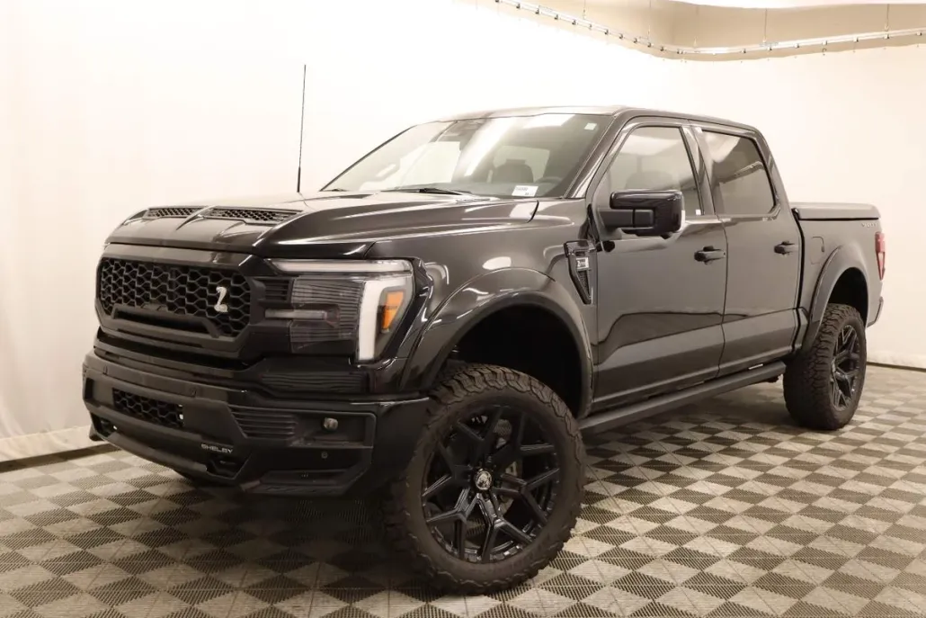 2025 Ford F-150 Lariat photo 1
