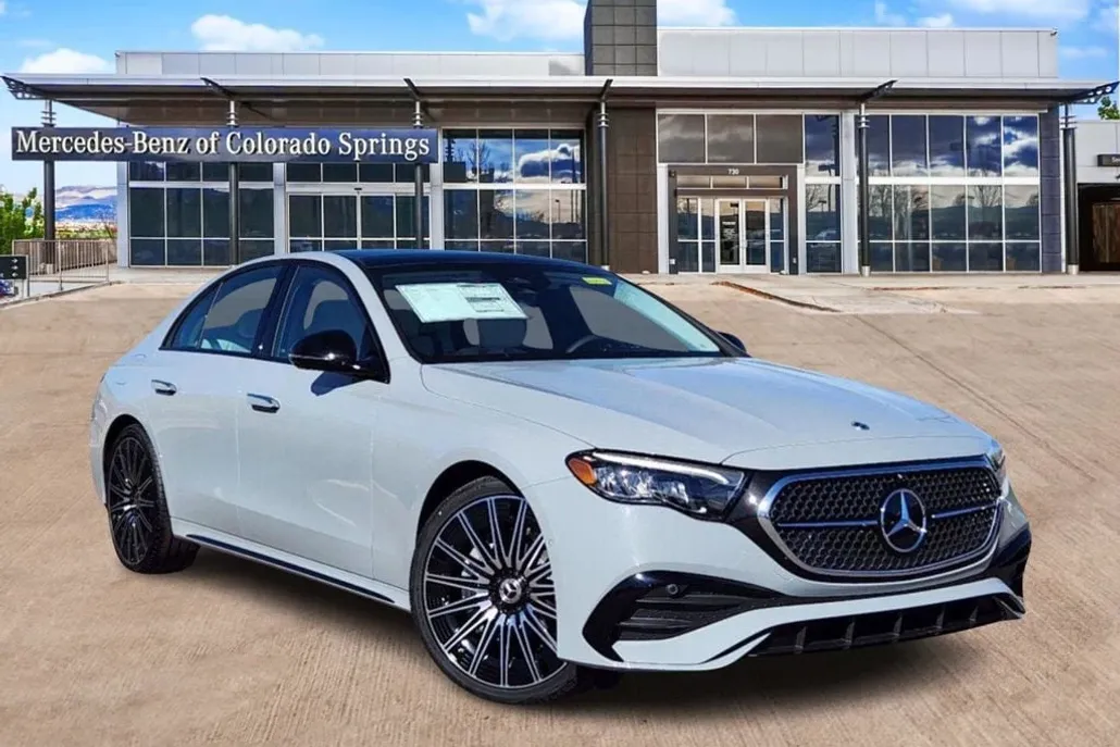 2025 Mercedes Benz E 450 4MATIC photo 1