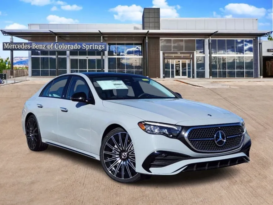2025 Mercedes Benz E 450 4MATIC photo 1