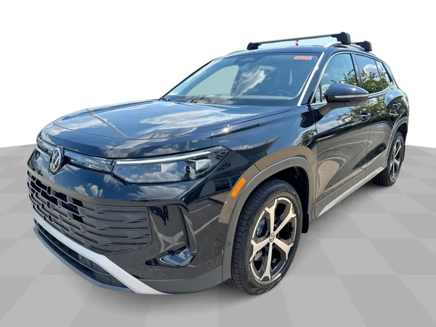 2025 Volkswagen Tiguan SE photo 1