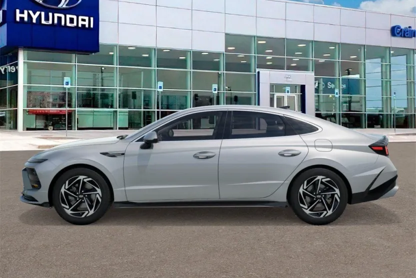 2026 Hyundai Sonata SEL Sport photo 1
