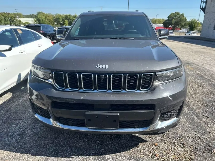 2024 Jeep Grand Cherokee Limited photo 1