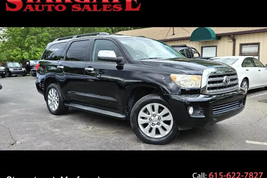 2010 Toyota Sequoia Platinum photo 1