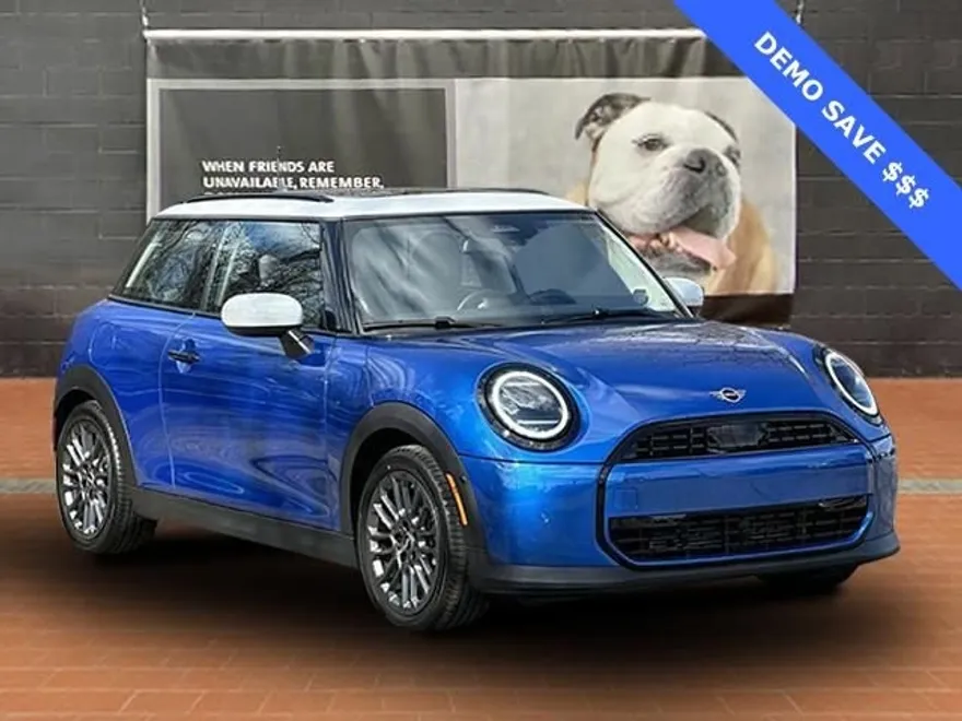 2025 Mini Cooper Signature photo 1