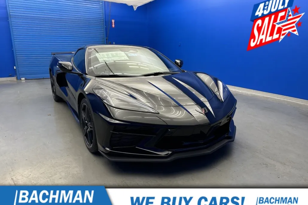 2025 Chevrolet Corvette Stingray 2LT photo 1