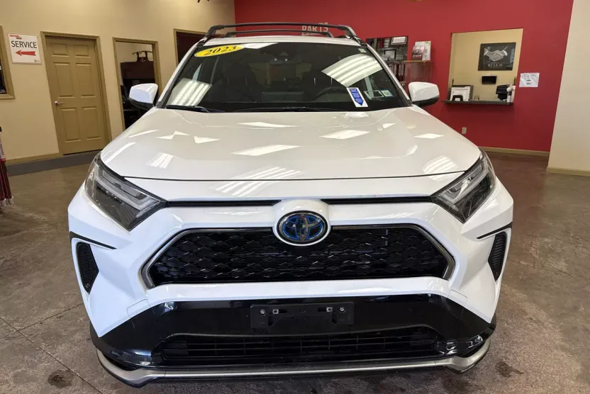 2023 Toyota RAV4 Prime SE photo 1