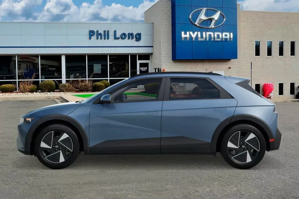 2025 Hyundai Ioniq 5 SEL photo 1