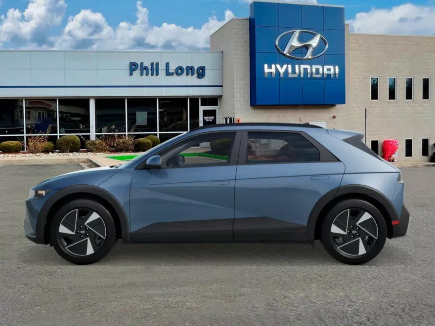 2025 Hyundai Ioniq 5 SEL photo 1