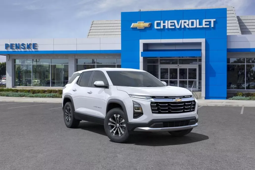 2025 Chevrolet Equinox LT photo 1