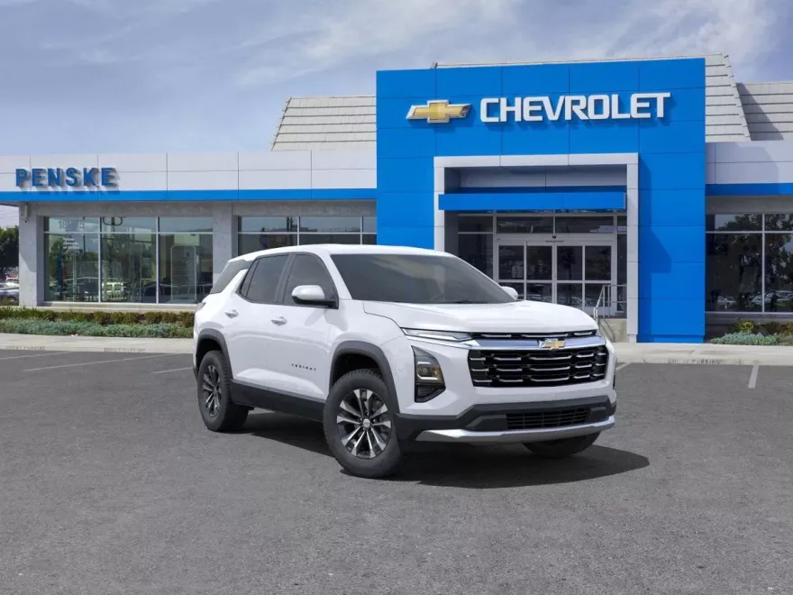 2025 Chevrolet Equinox LT photo 1