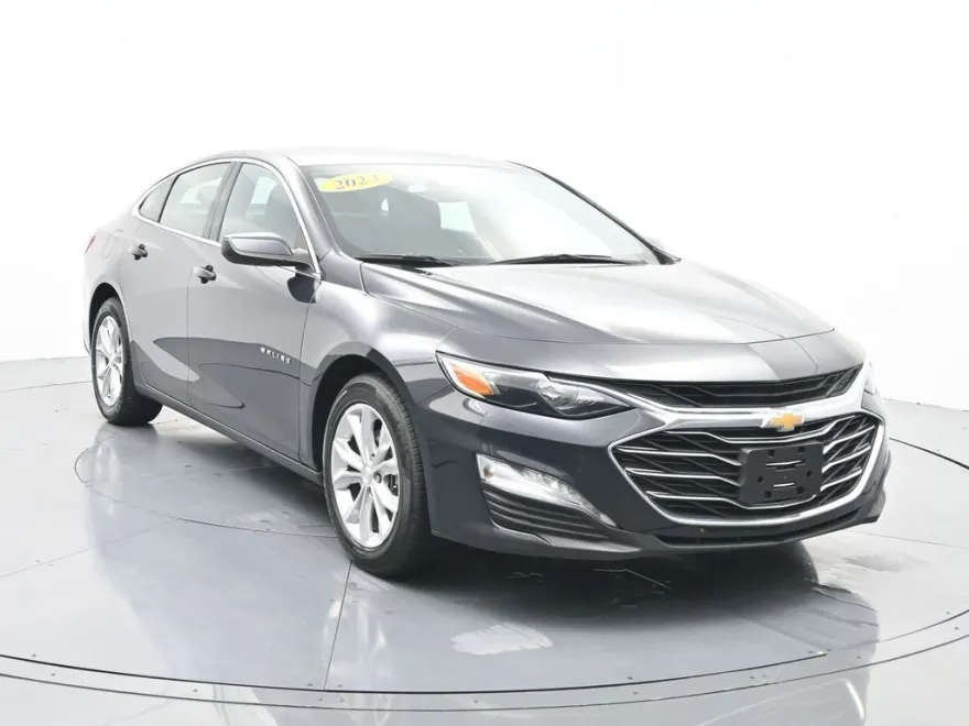 2023 Chevrolet Malibu 1LT photo 1