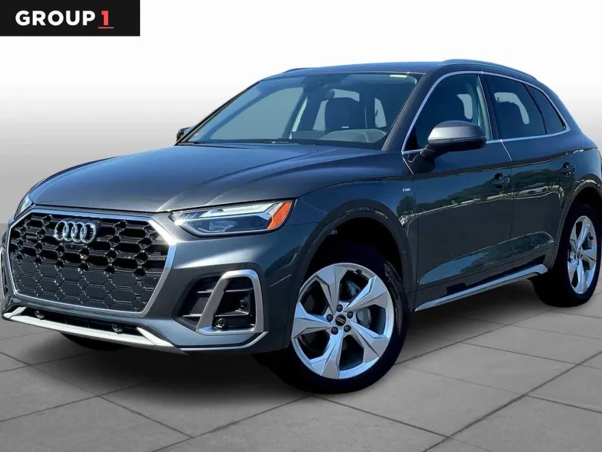 2024 Audi Q5 S line Premium Plus photo 1