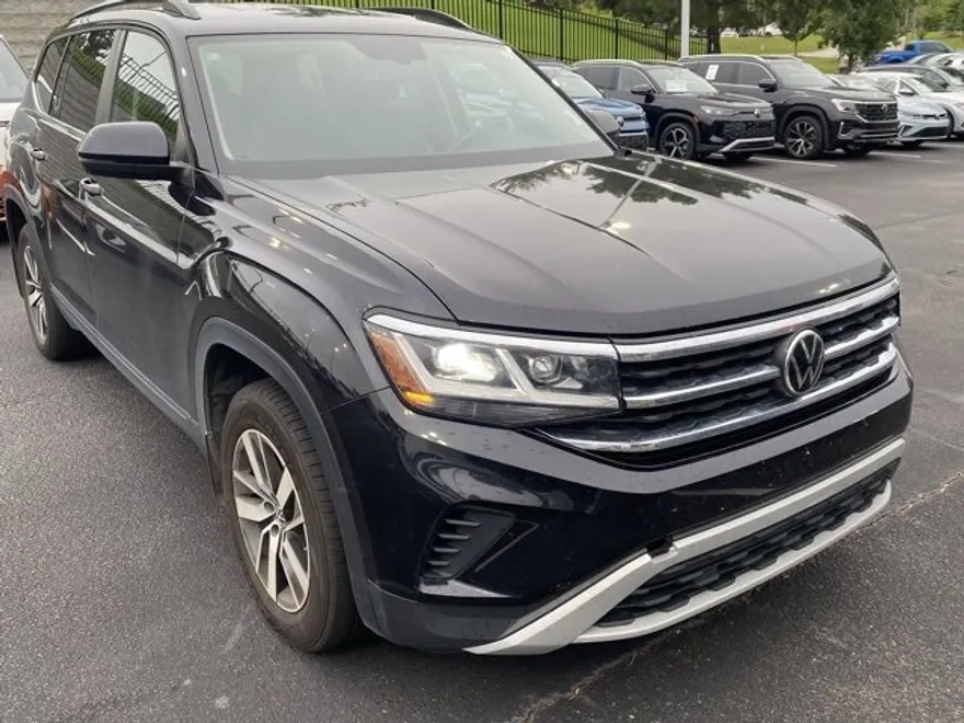 2021 Volkswagen Atlas SE photo 1