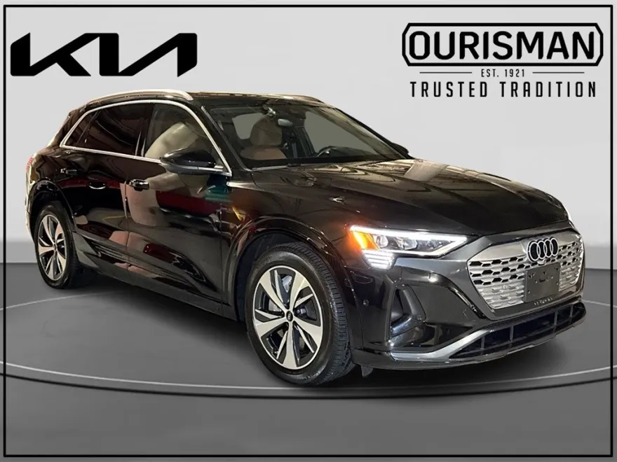2024 Audi Q8 E-tron Premium Plus photo 1