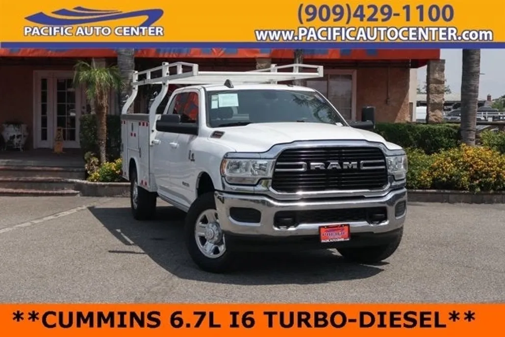 2021 Ram 3500 Big Horn photo 1