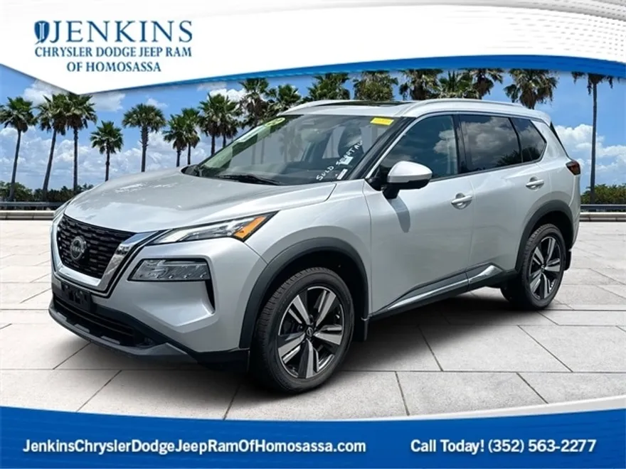 2022 Nissan Rogue SL photo 1