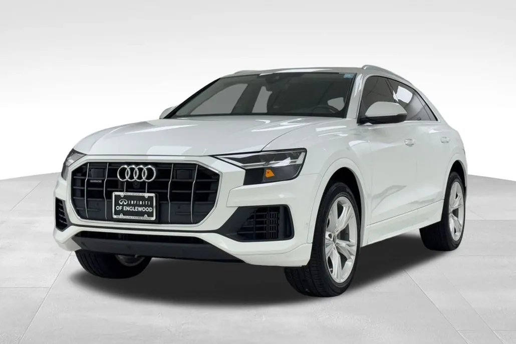 2022 Audi Q8 55 Premium Plus photo 1