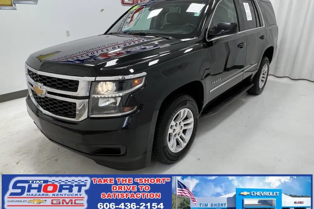 2019 Chevrolet Tahoe LT photo 1