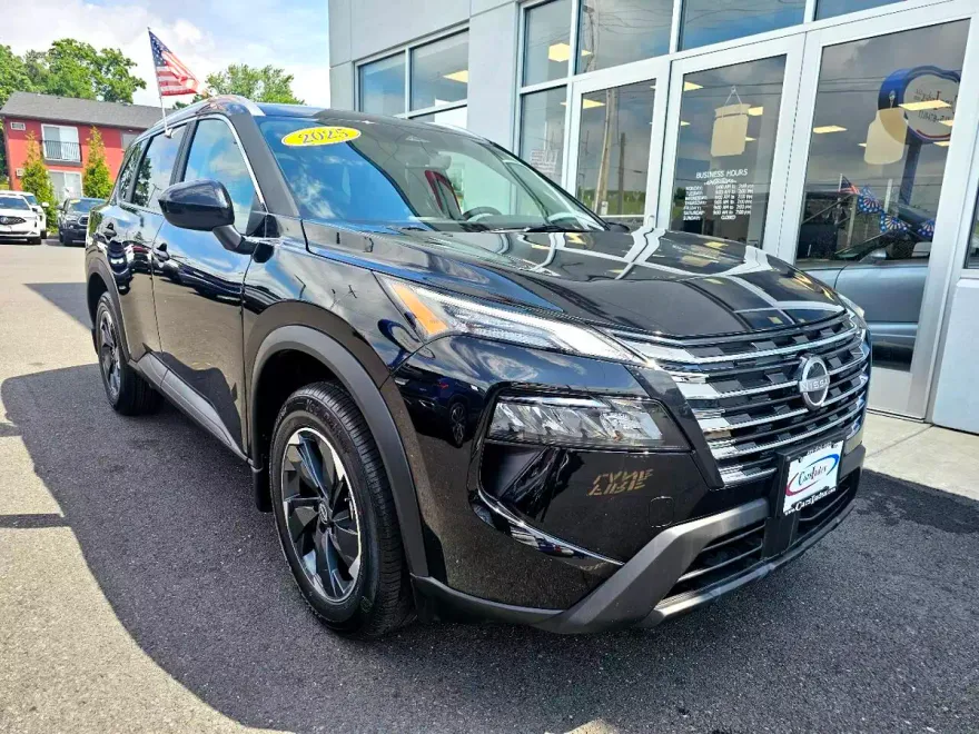 2025 Nissan Rogue SV photo 1
