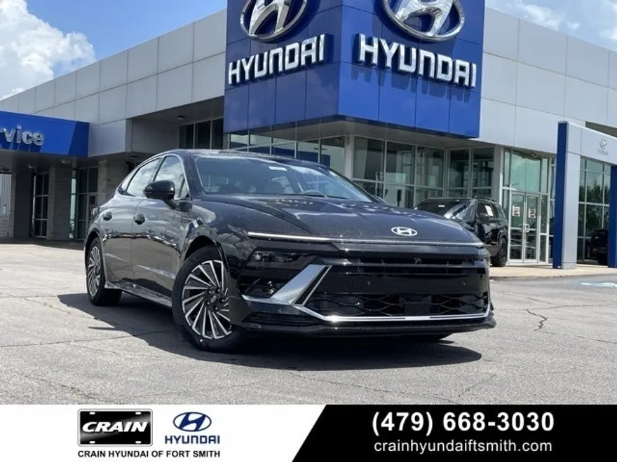 2025 Hyundai Sonata Hybrid Limited photo 1