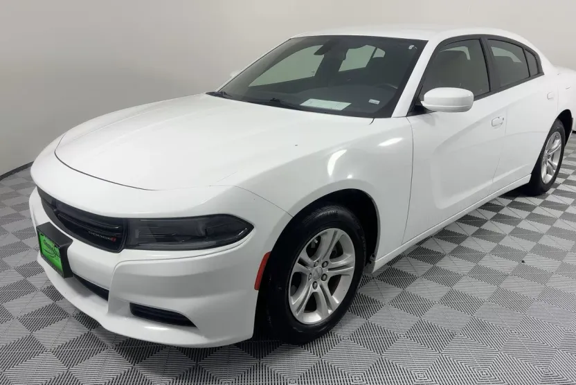 2022 Dodge Charger SXT photo 1