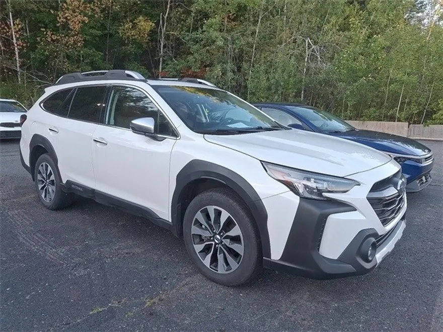 2024 Subaru Outback Touring XT photo 1