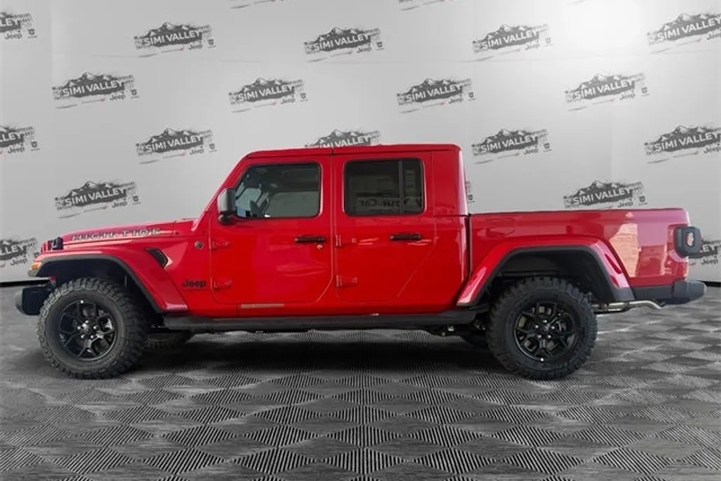 2025 Jeep Gladiator Sport photo 1