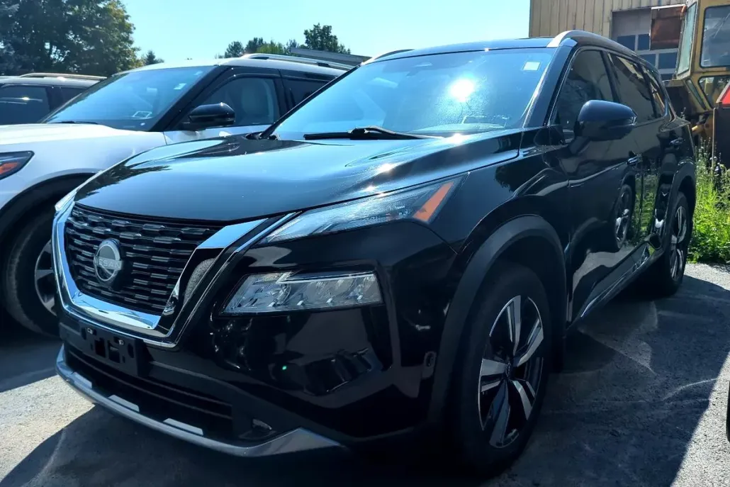 2022 Nissan Rogue SL AWD photo 1