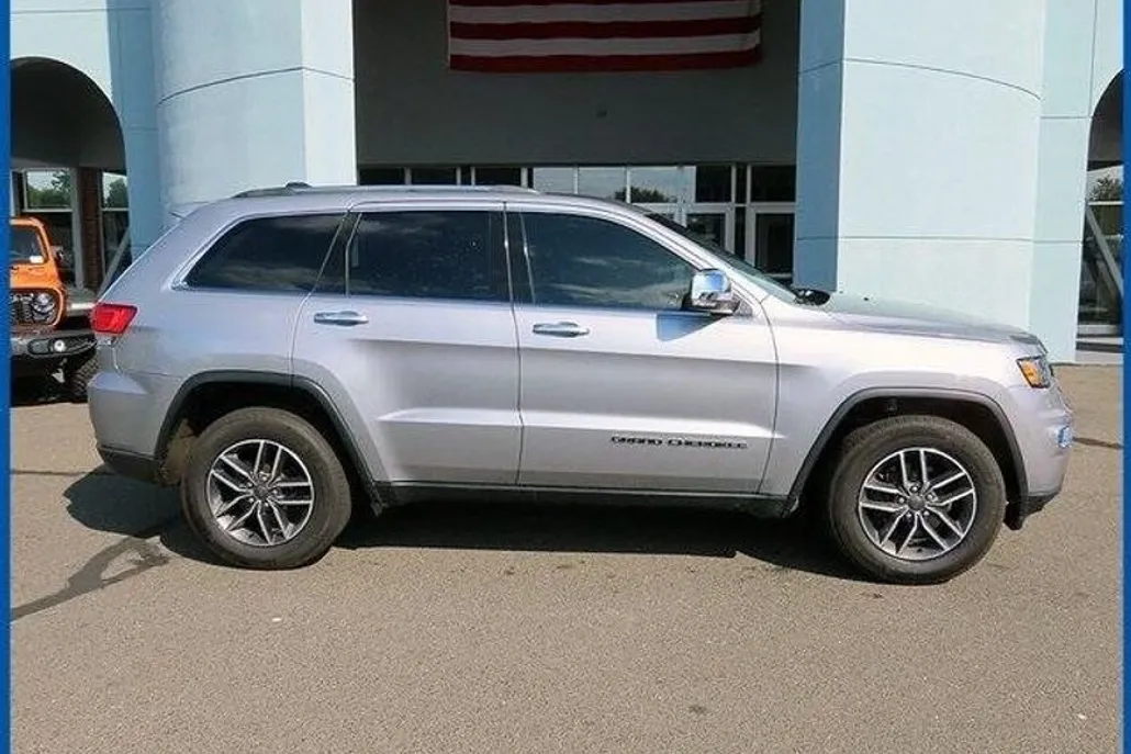 2019 Jeep Grand Cherokee Limited photo 1