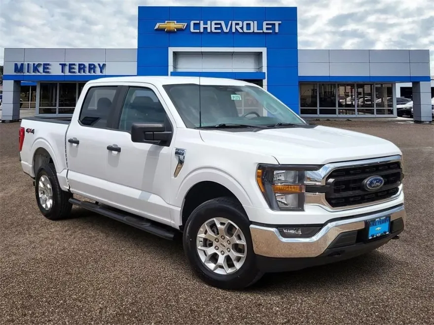 2023 Ford F-150 XL photo 1