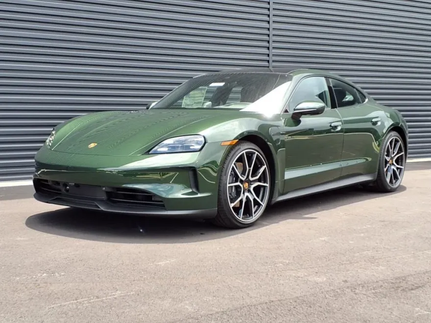 2025 Porsche Taycan 4 photo 1