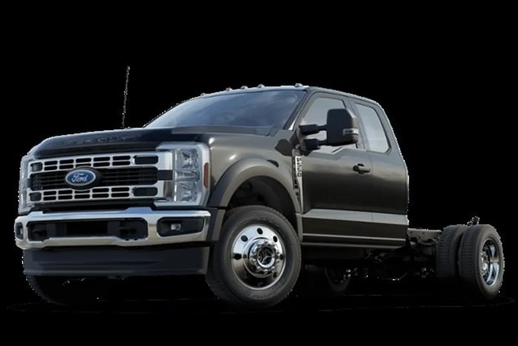 2025 Ford F-550 photo 1