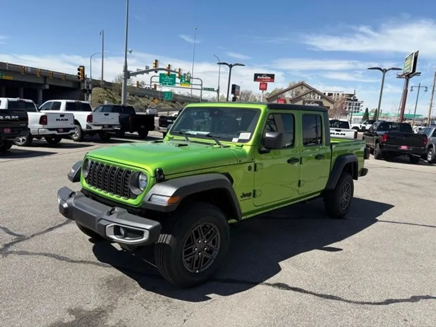 2025 Jeep Gladiator Sport S photo 1