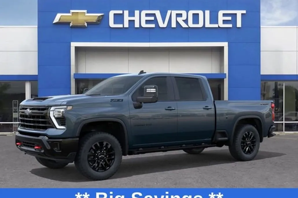 2026 Chevrolet Silverado 2500HD LT photo 1