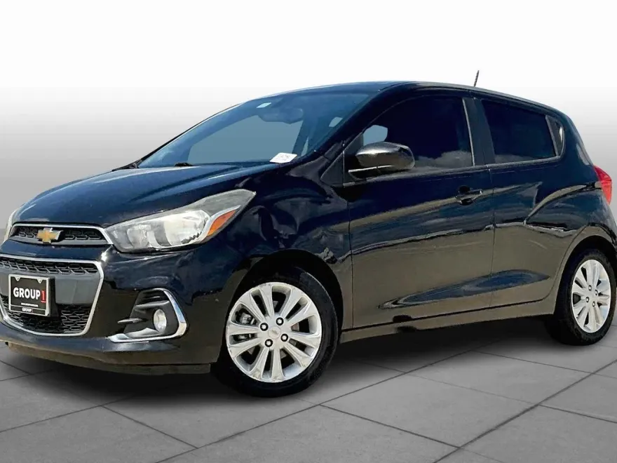 2018 Chevrolet Spark 1LT LT photo 1