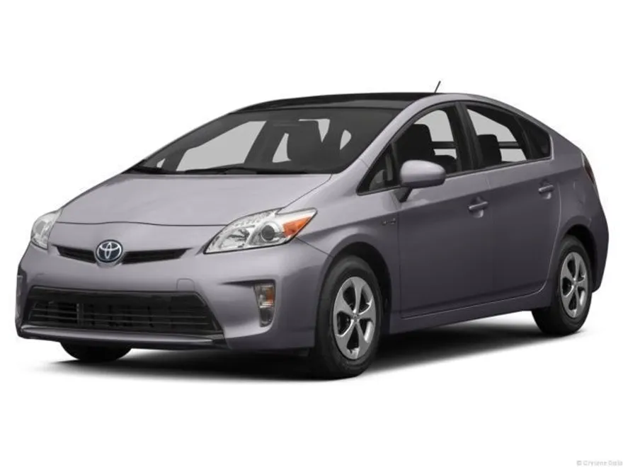 2013 Toyota Prius Four photo 1
