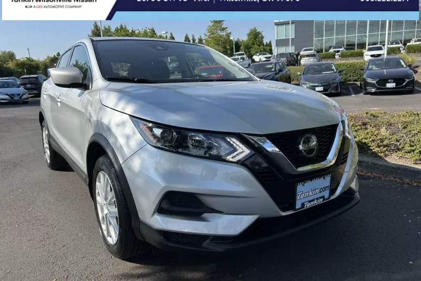 2020 Nissan Rogue Sport S photo 1