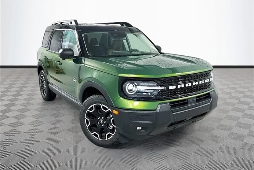 2025 Ford Bronco Sport Outer Banks photo 1