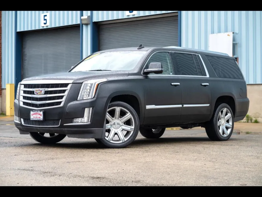 2019 Cadillac Escalade ESV Luxury photo 1